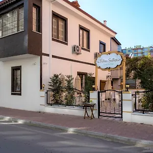 Отель Fatma Sultan Oldtown & Restaurant, Анталья